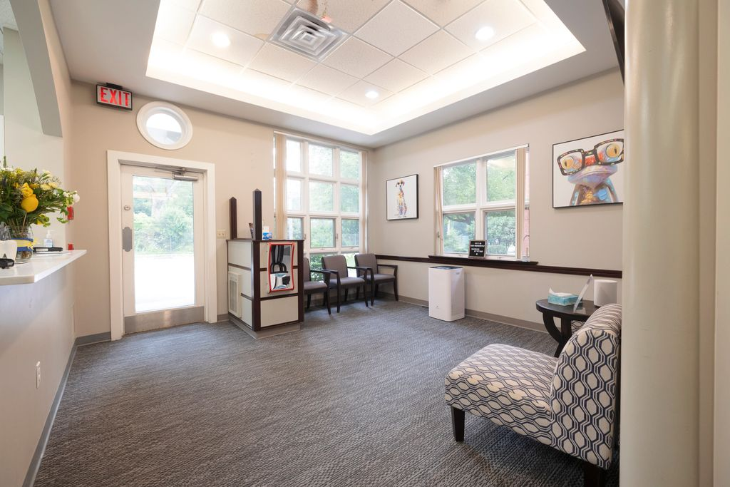 Dental office in Newton.